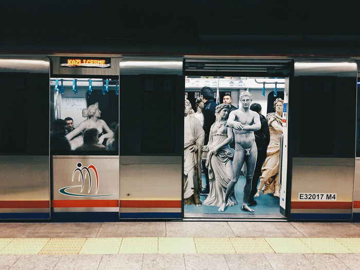 I Make Classical Paintings Travel Through City