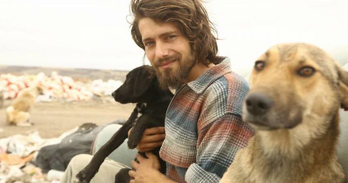 Meet Gökçer Korkmaz, The Bighearted Volunteer Who Is Living With 500+ Animals