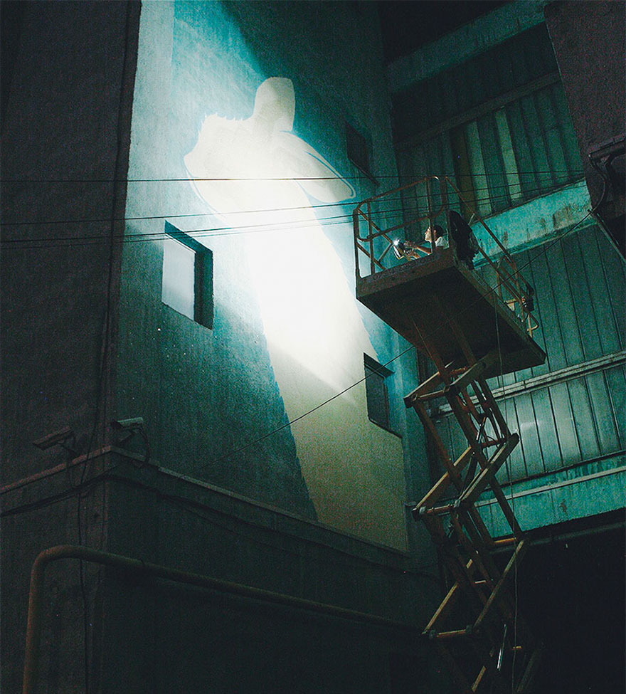 glow-in-the-dark-murals-reskate-studio-8 glow-in-the-dark-murals-reskate-studio-8