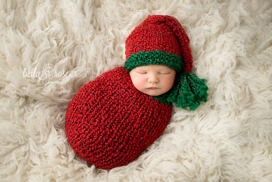 Newborn Baby Christmas Photoshoot