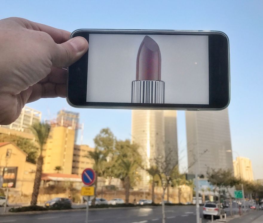 Bringing Every Day Objects To Life With A Smartphone