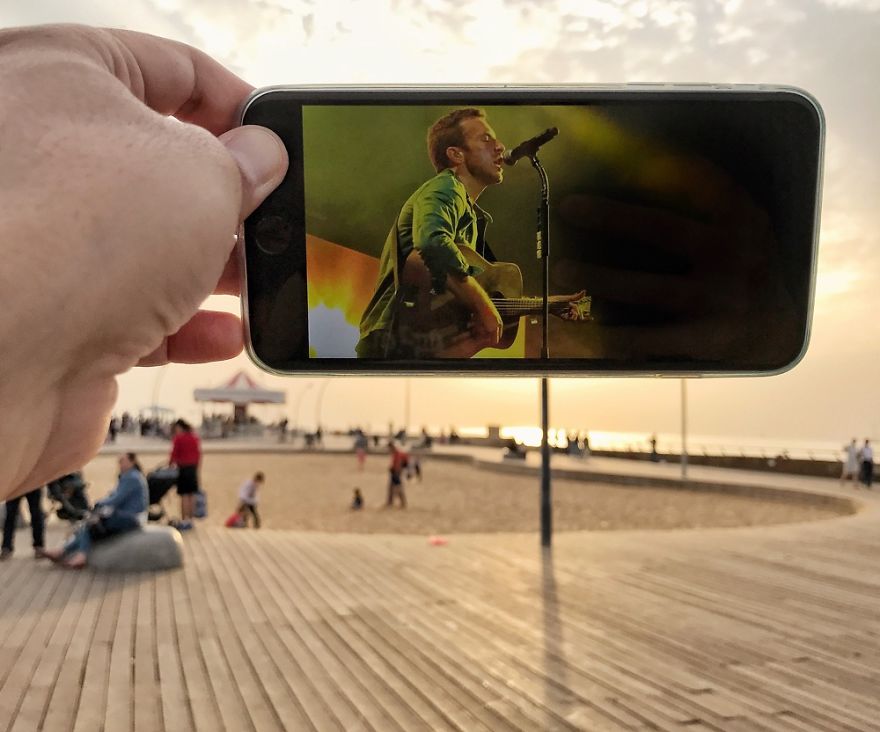 Bringing Every Day Objects To Life With A Smartphone