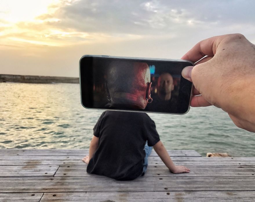 Bringing Every Day Objects To Life With A Smartphone