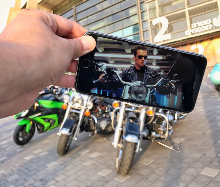 Bringing Every Day Objects To Life With A Smartphone