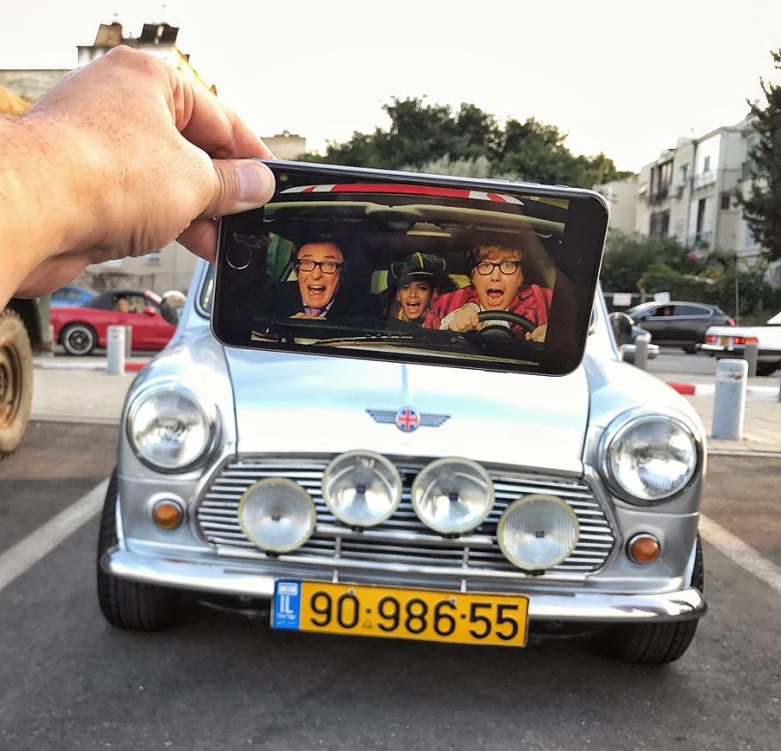 Bringing Every Day Objects To Life With A Smartphone