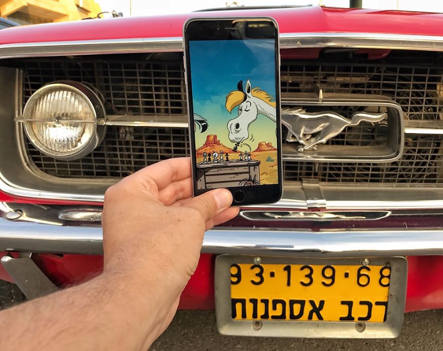 Bringing Every Day Objects To Life With A Smartphone