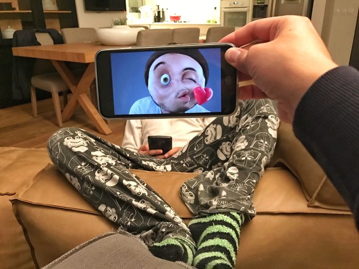 Bringing Everyday Objects And Places To Live With My Smartphone