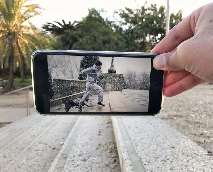 Bringing Everyday Objects And Places To Live With My Smartphone