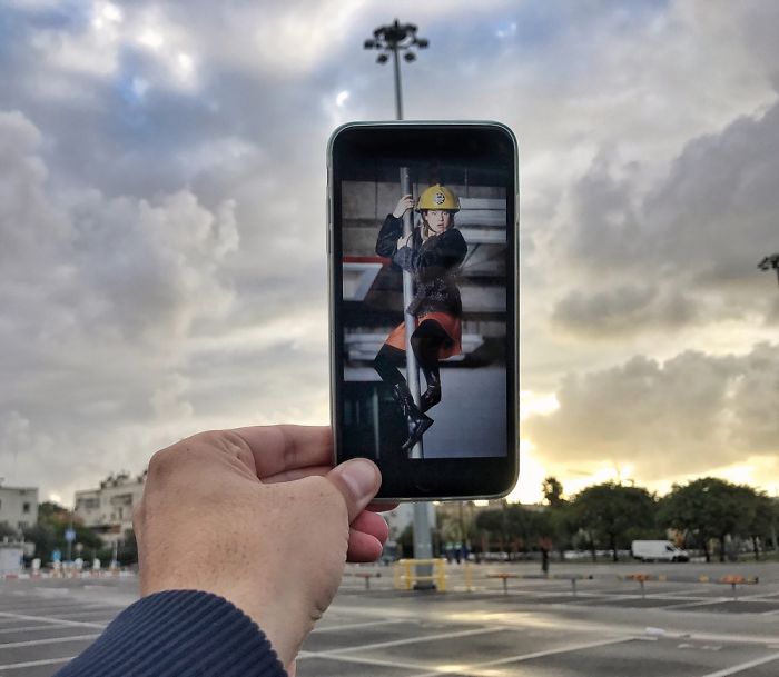 Bringing Everyday Objects And Places To Live With My Smartphone