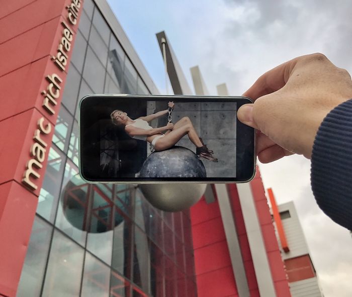 Bringing Everyday Objects And Places To Live With My Smartphone