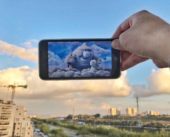 Bringing Everyday Objects And Places To Live With My Smartphone