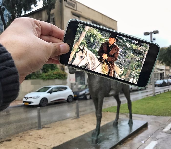 Bringing Everyday Objects And Places To Live With My Smartphone