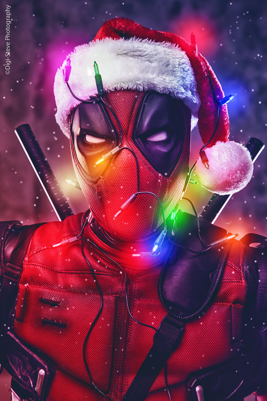 Photographer Creates Ultimate Deadpool Christmas Cards