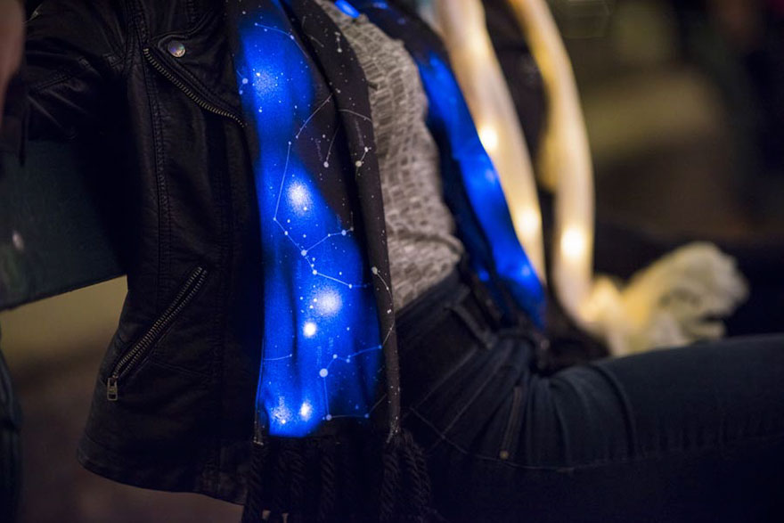 led-constellation-scarf-illumiscarf-shenovafashion-17 led-constellation-scarf-illumiscarf-shenovafashion-17