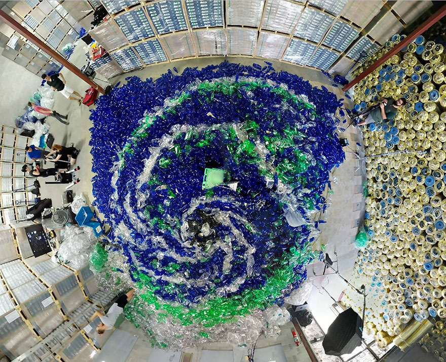 mermaids-hate-plastic-pollution-benjamin-von-wong-4 mermaids-hate-plastic-pollution-benjamin-von-wong-4