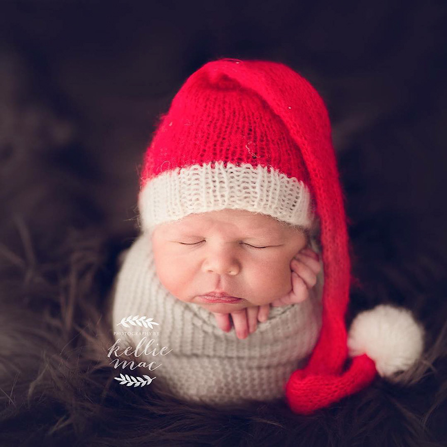 Newborn Baby Christmas Photoshoot