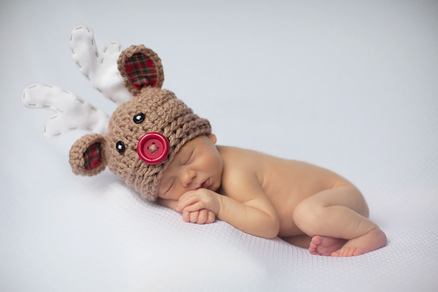 Newborn Baby Christmas Photoshoot