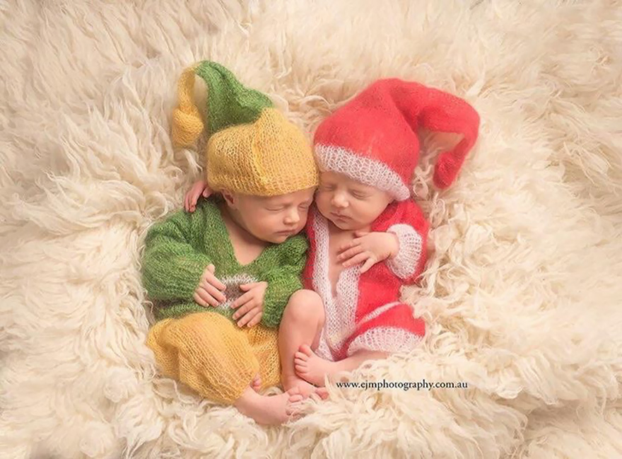 Newborn Baby Christmas Photoshoot