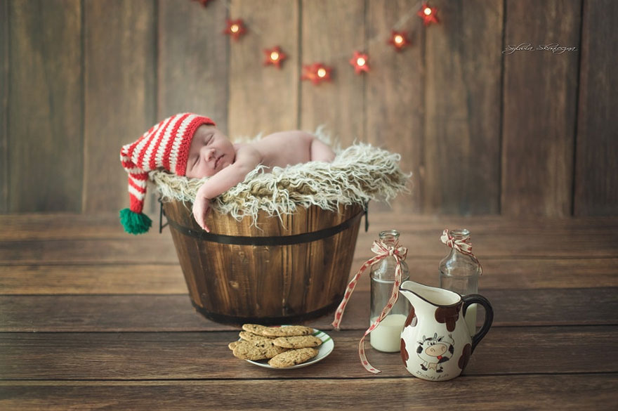 Newborn Baby Christmas Photoshoot