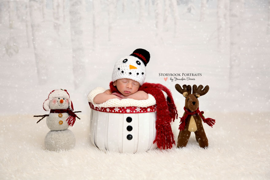 Newborn Baby Christmas Photoshoot
