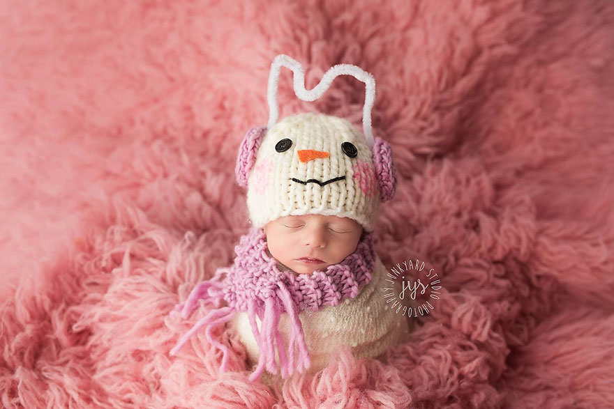 Newborn Baby Christmas Photoshoot
