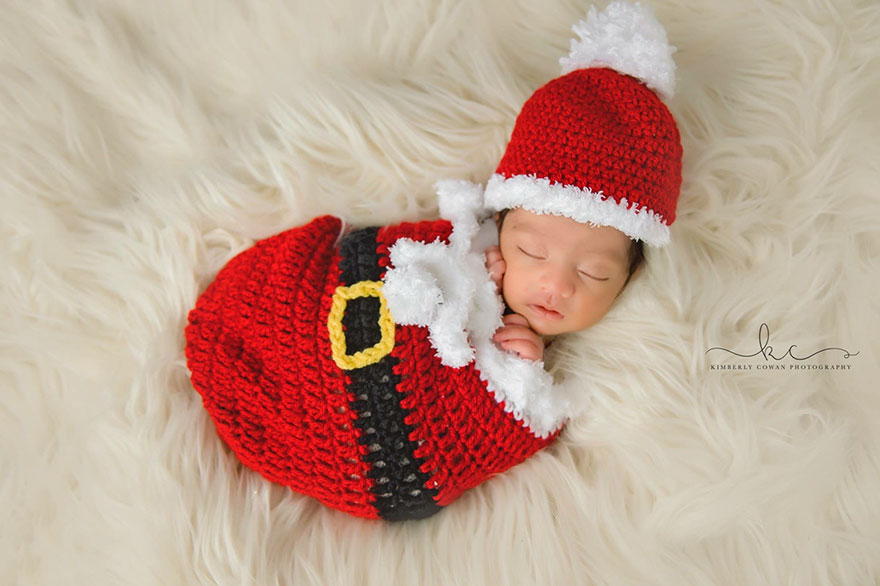 Newborn Baby Christmas Photoshoot