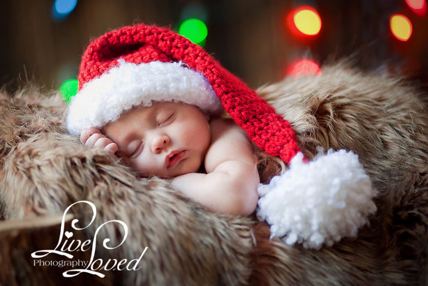 Newborn Baby Christmas Photoshoot