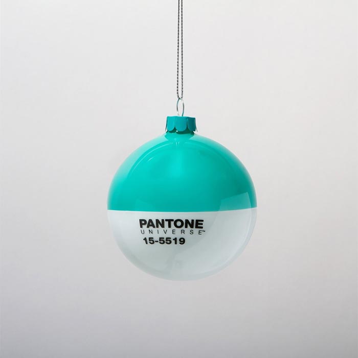 pantone-christmas-glass-ornaments-4 pantone-christmas-glass-ornaments-4
