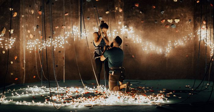Rock Climber Proposes To His Girlfriend In The Most Romantic Way Ever