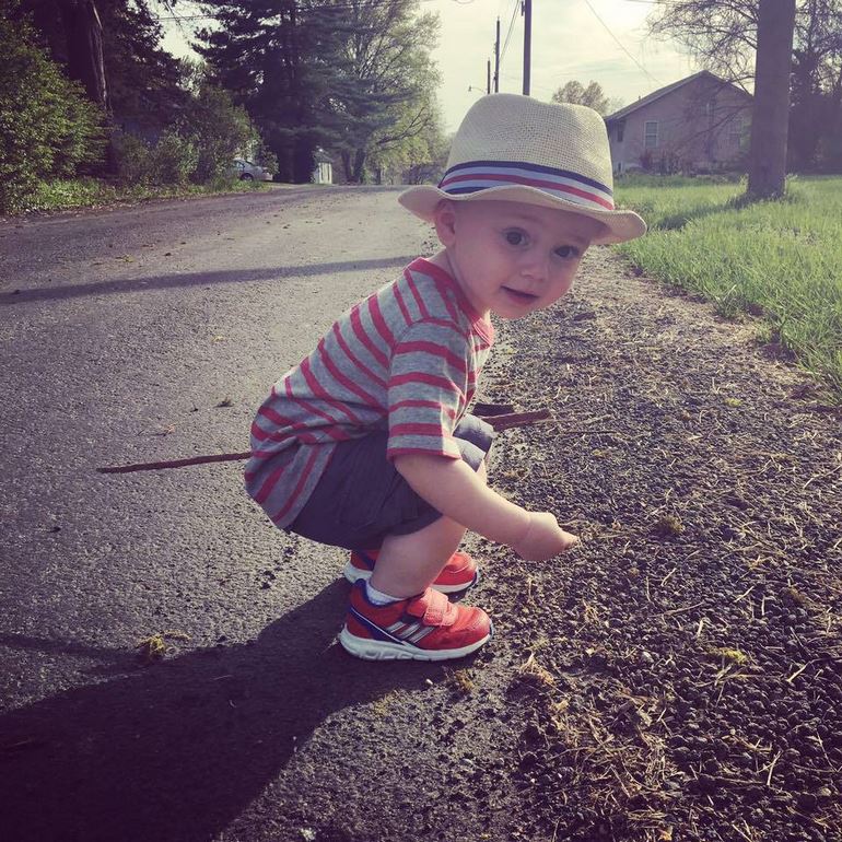 son-cuddling-teddy-bear-wear-dad-uniform-blake-snyder-11 son-cuddling-teddy-bear-wear-dad-uniform-blake-snyder-11