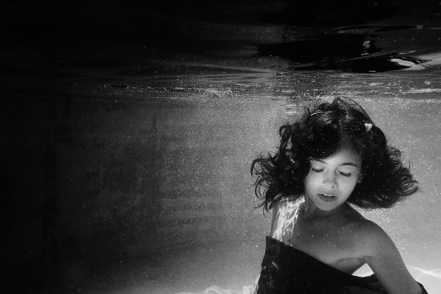 Underwater Love - Photography Series Of My Daughters Underwater