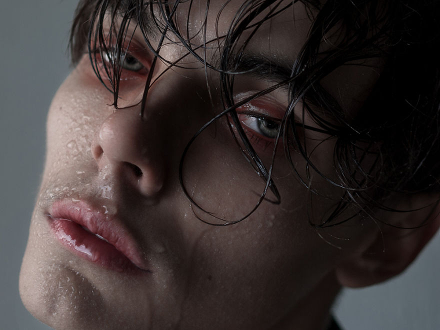 Conceptual Photographer ; Ruslan Isinev