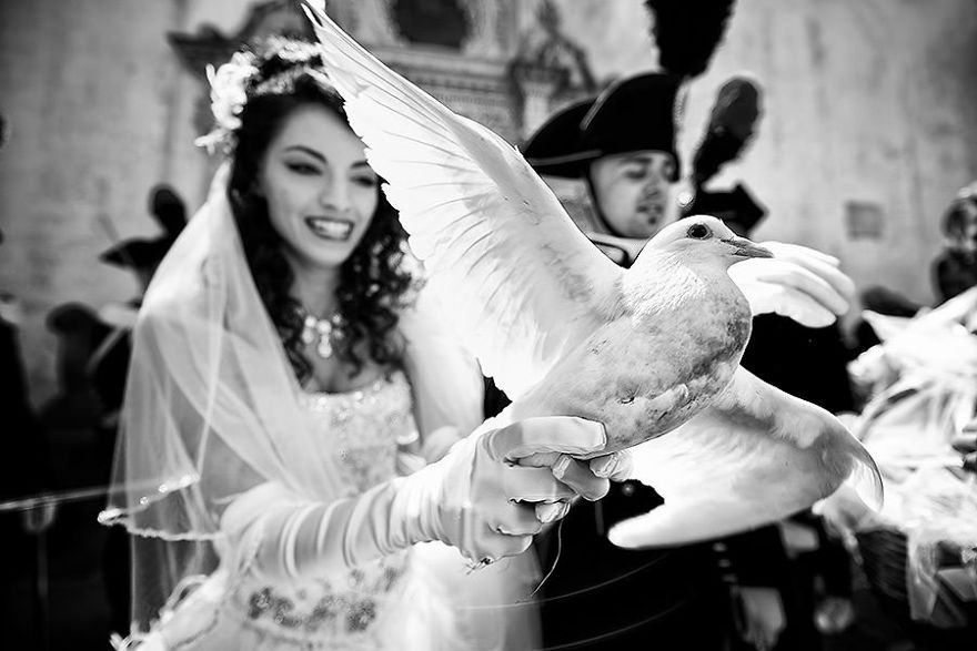 15+ Of The Most Stunning Wedding Photos You'll Ever See