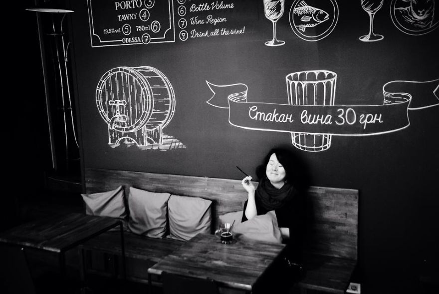 I Travel Across Europe To Take Candid Photos Of Human Loneliness