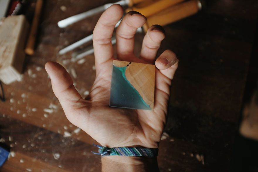 I Made An Ocean Miniature Out Of Birch-Tree And Resin