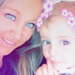 naughtygirl28 avatar