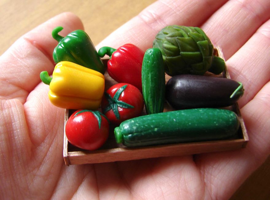 I Really Don't Like To Cook So I Sculpt Miniature Food Instead