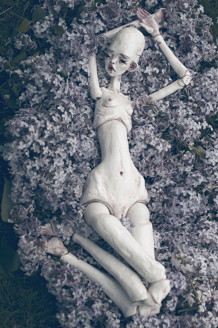 I Show The Beauty Of Women Through Vibrant, Emotional, Dramatic, Uncomfortable Dolls (NSFW) I Show The Beauty Of Women Through Vibrant, Emotional, Dramatic, Uncomfortable Dolls (NSFW)