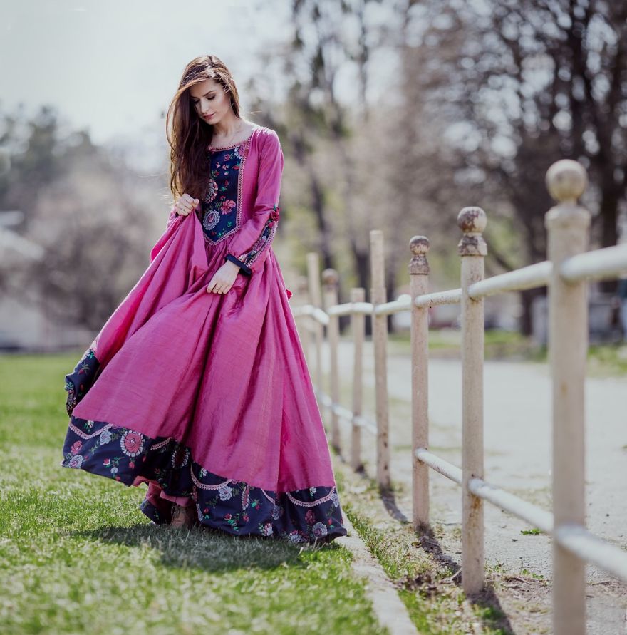 I Want To Tell You About My Grandmother! I Want To Tell You About My Grandmother!