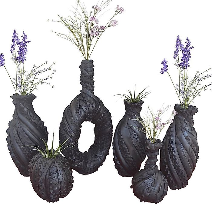 Amazing Tire Sculptures That I Create From 100-400 Separate Tires Amazing Tire Sculptures That I Create From 100-400 Separate Tires