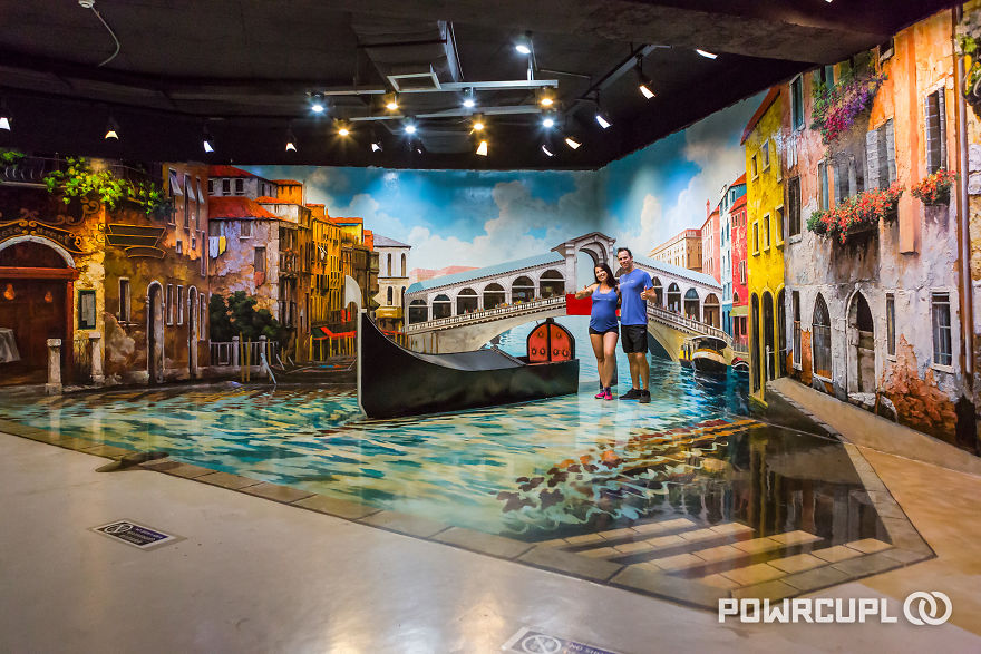 We Had A Blast Creating These Trippy Photos Of Interactive 3d Artwork