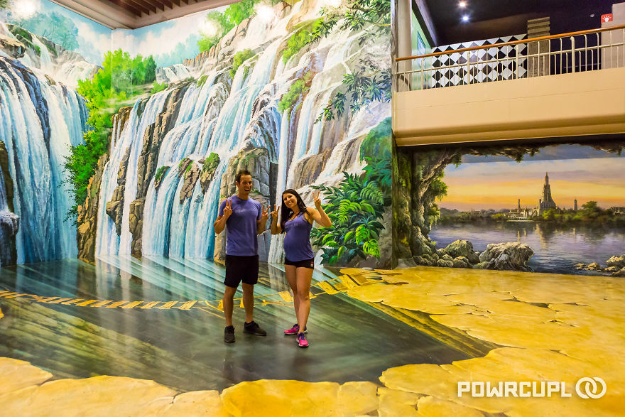 We Had A Blast Creating These Trippy Photos Of Interactive 3d Artwork