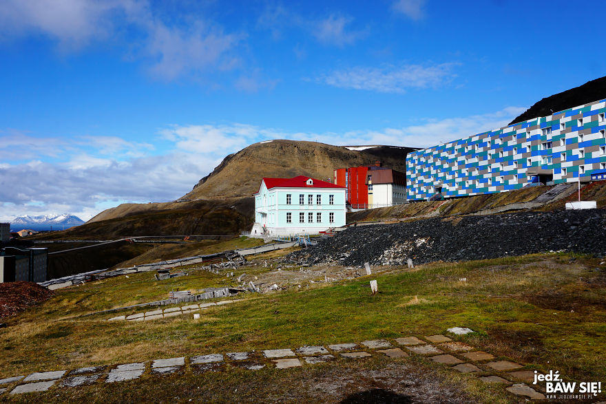 I Visited The Post-Soviet City Of Barentsburg On The Svalbard Archipelago