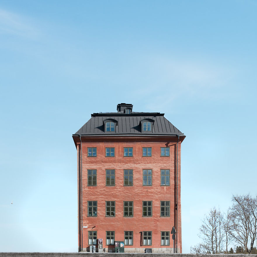 My Two Years As A Hunter Of Lonely Houses.