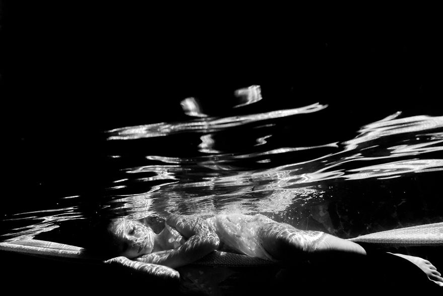 Underwater Love - Photography Series Of My Daughters Underwater