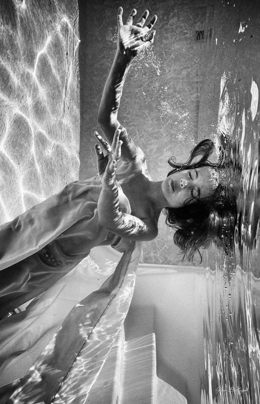 Underwater Love - Photography Series Of My Daughters Underwater