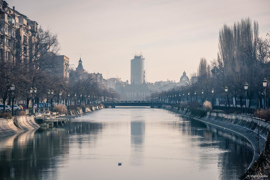I Woke Up At 7am On January 1st To See Bucharest's Empty Streets I Woke Up At 7am On January 1st To See Bucharest's Empty Streets