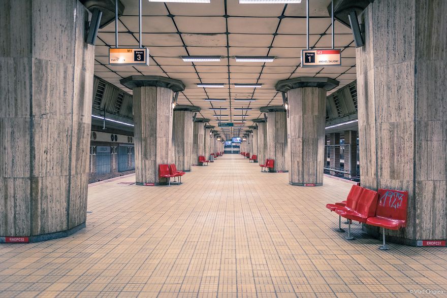 I Woke Up At 7am On January 1st To See Bucharest's Empty Streets I Woke Up At 7am On January 1st To See Bucharest's Empty Streets