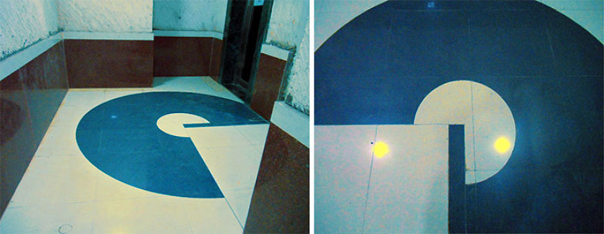 Gulp! It's Pac Man! Floor Tiles Fail