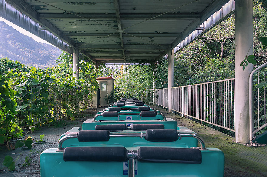 I Discovered This Creepy Abandoned Amusement Park In South Korea